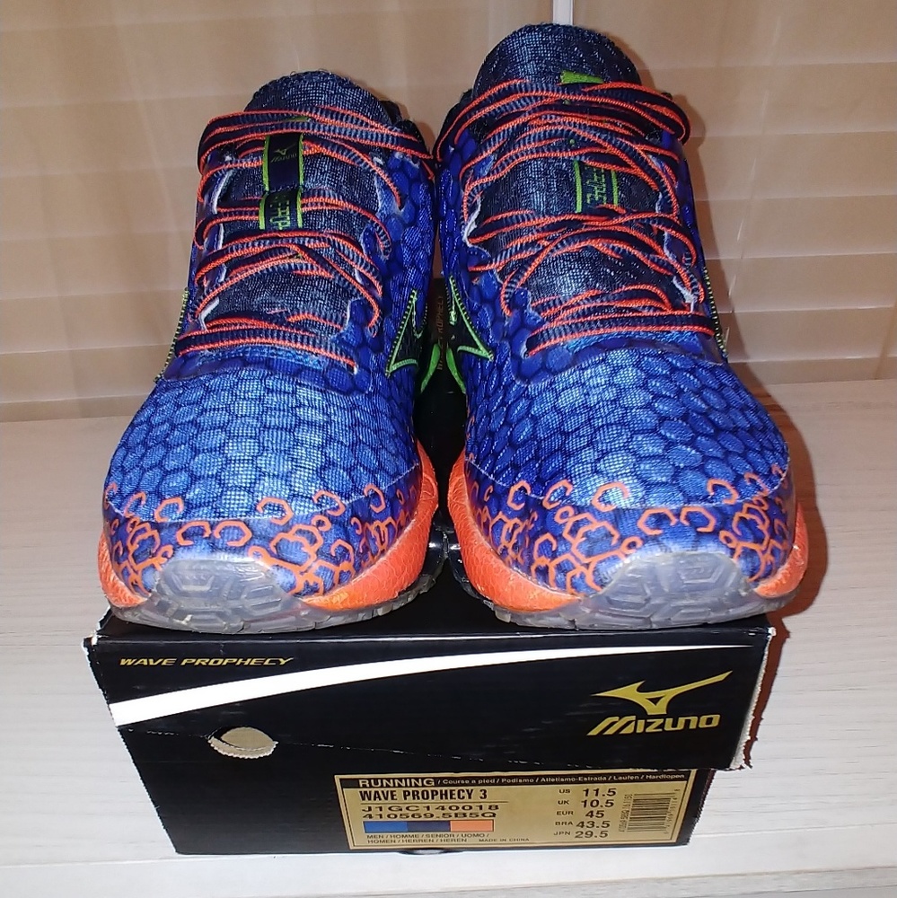 Used Mizuno Running Shoes